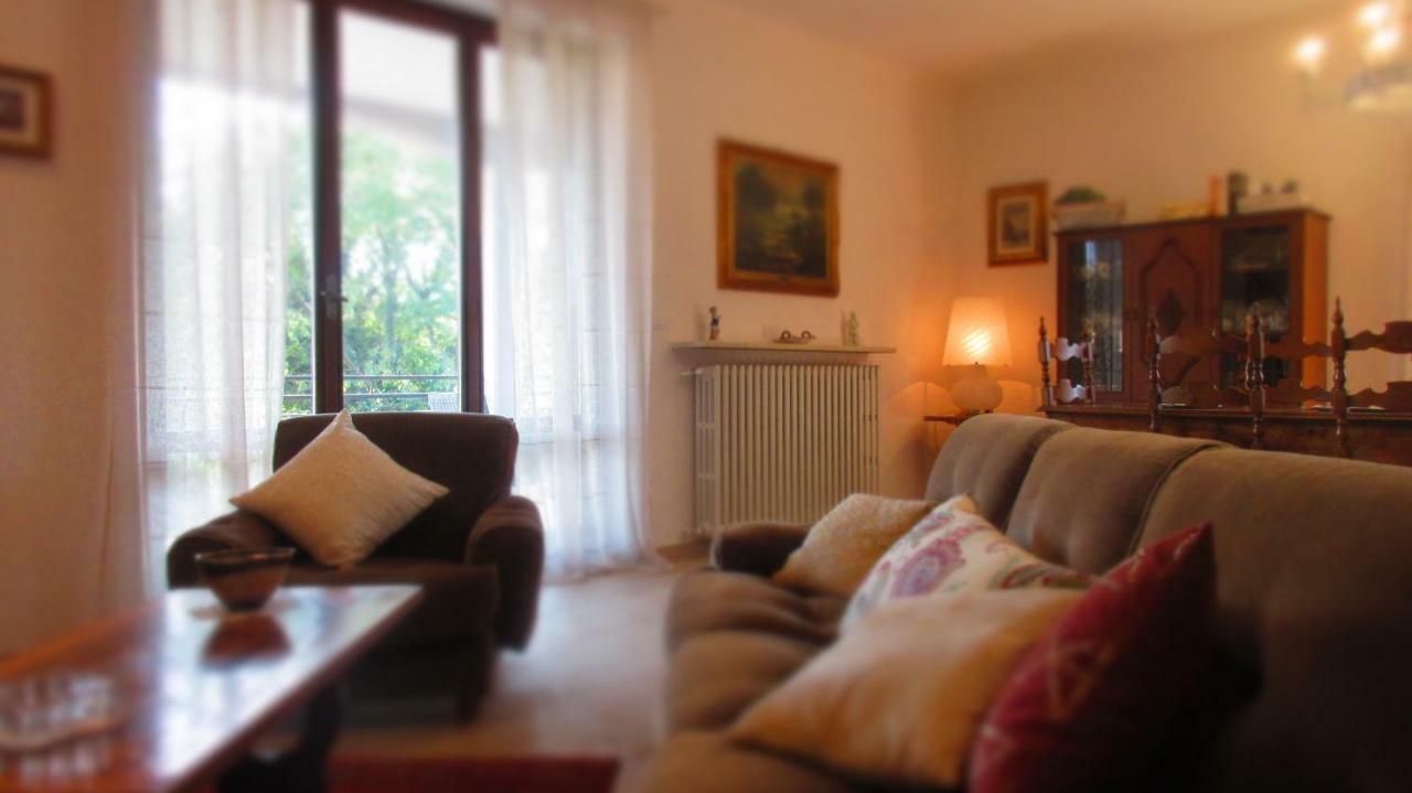 Le Bricolle Villa Viggiù Buitenkant foto